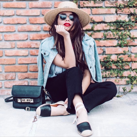 brittyscloset11